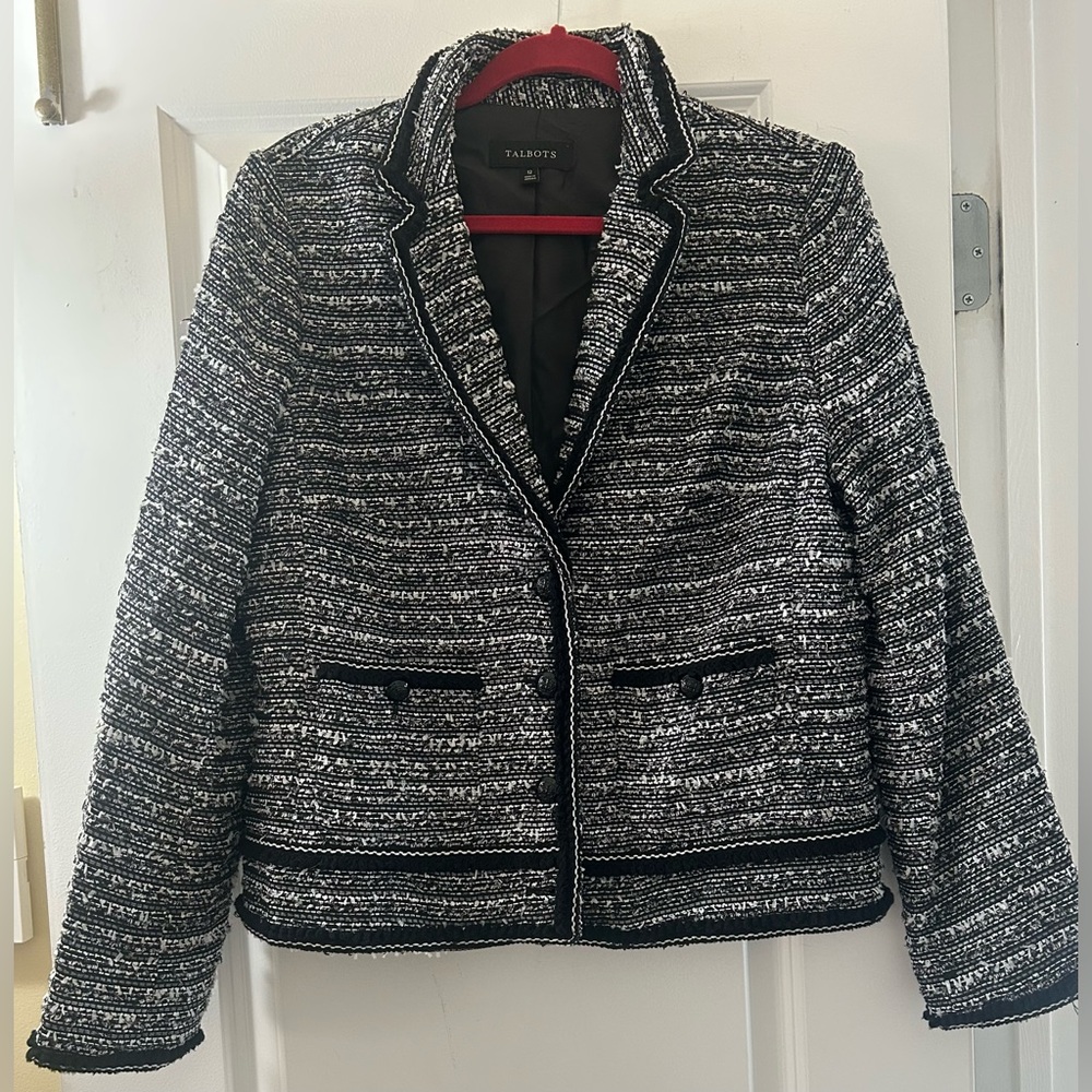 Talbots Women's Classic Black and White Tweed Lined Blazer Size 12 Pockets